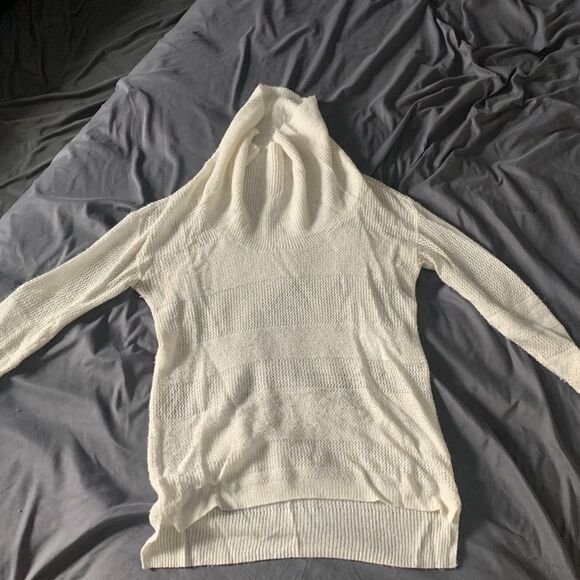 GAP XS Cream Cowl Neck Sweater - Picture 3 of 4